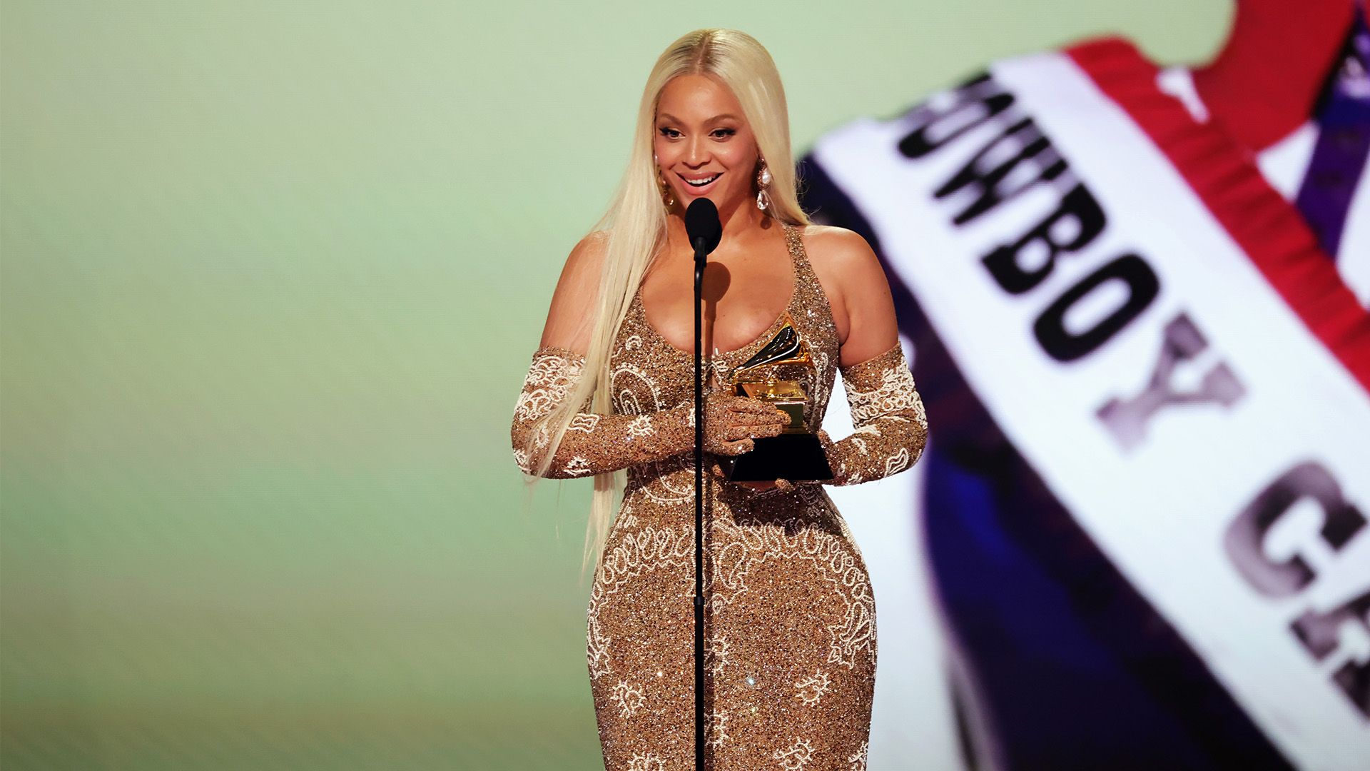 赢得对手的 赢得对手的